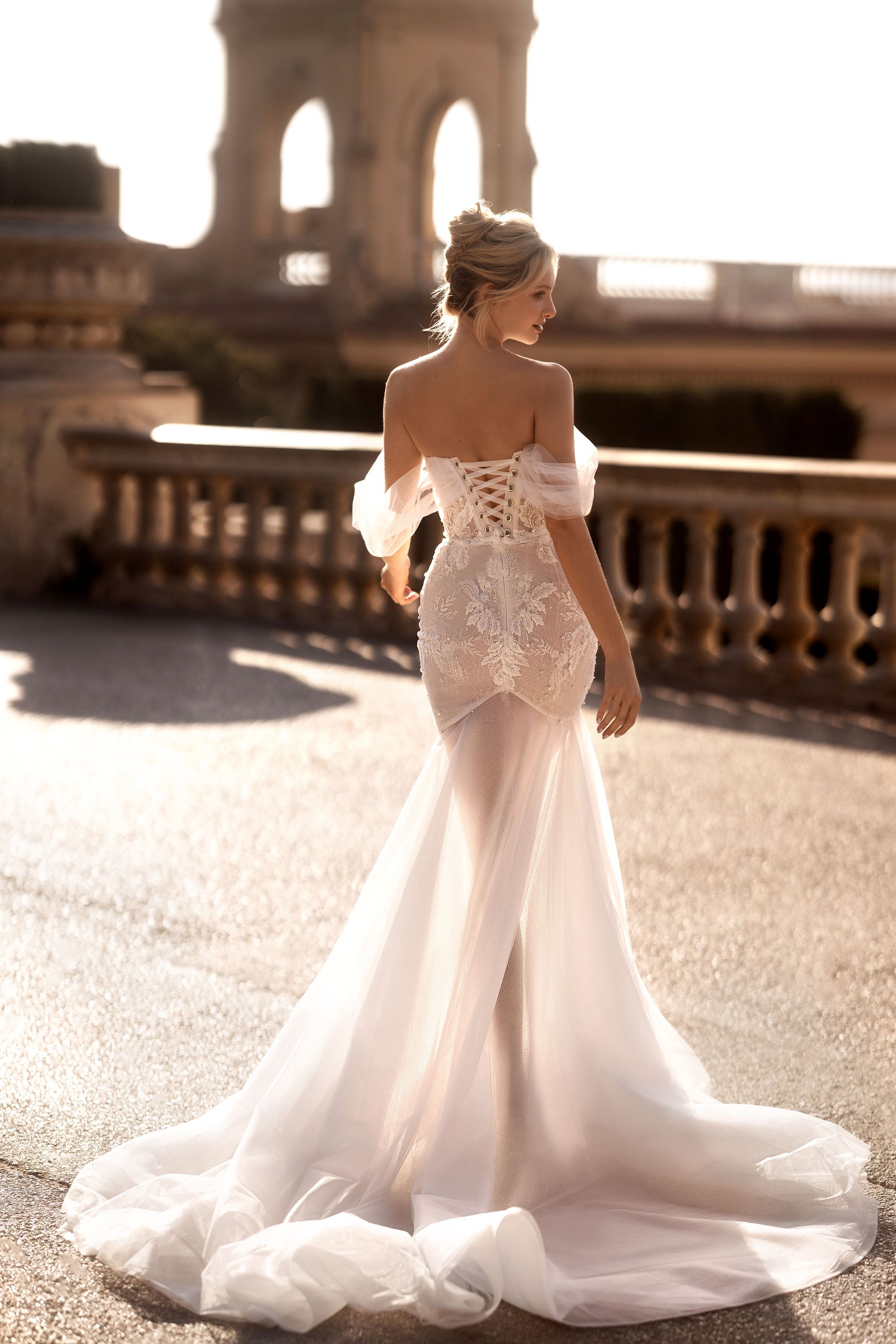 Clover Ivory